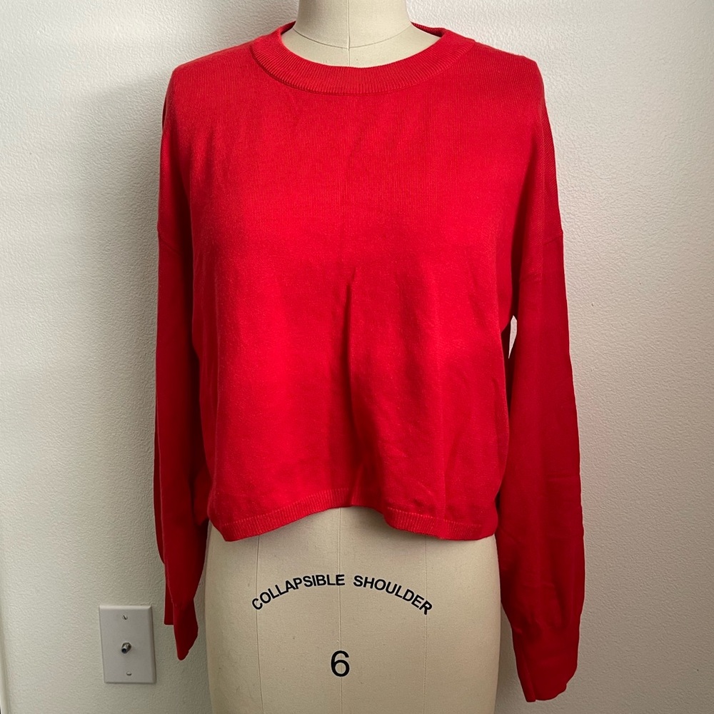 ❤️SOLD❤️ BRIGHT RED KNIT SWEATER